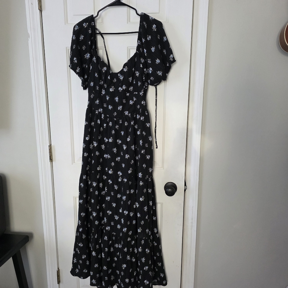 American Eagle Floral Black Dress